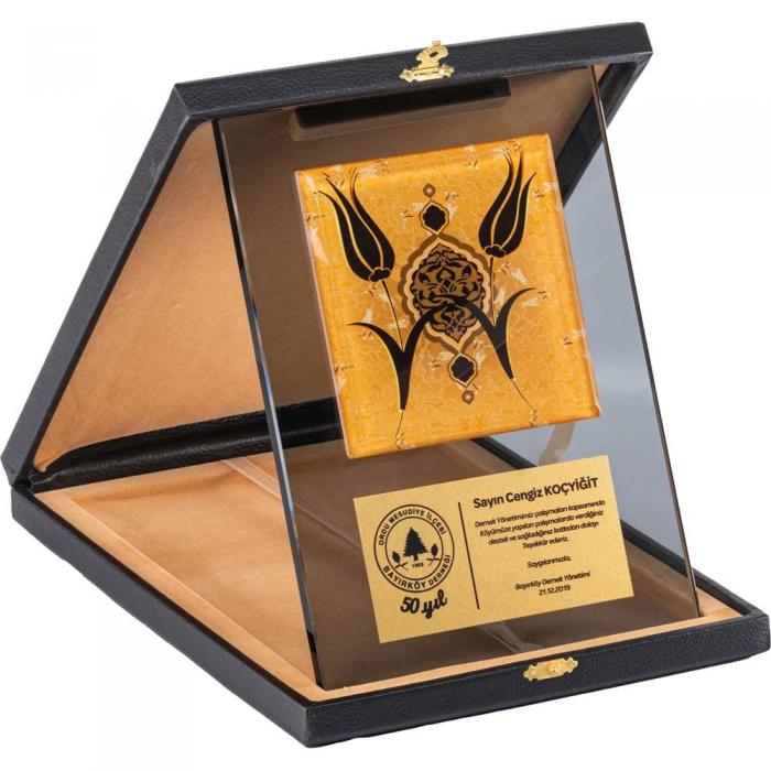 Kutulu Kristal Plaket ( 18 x 24 cm )